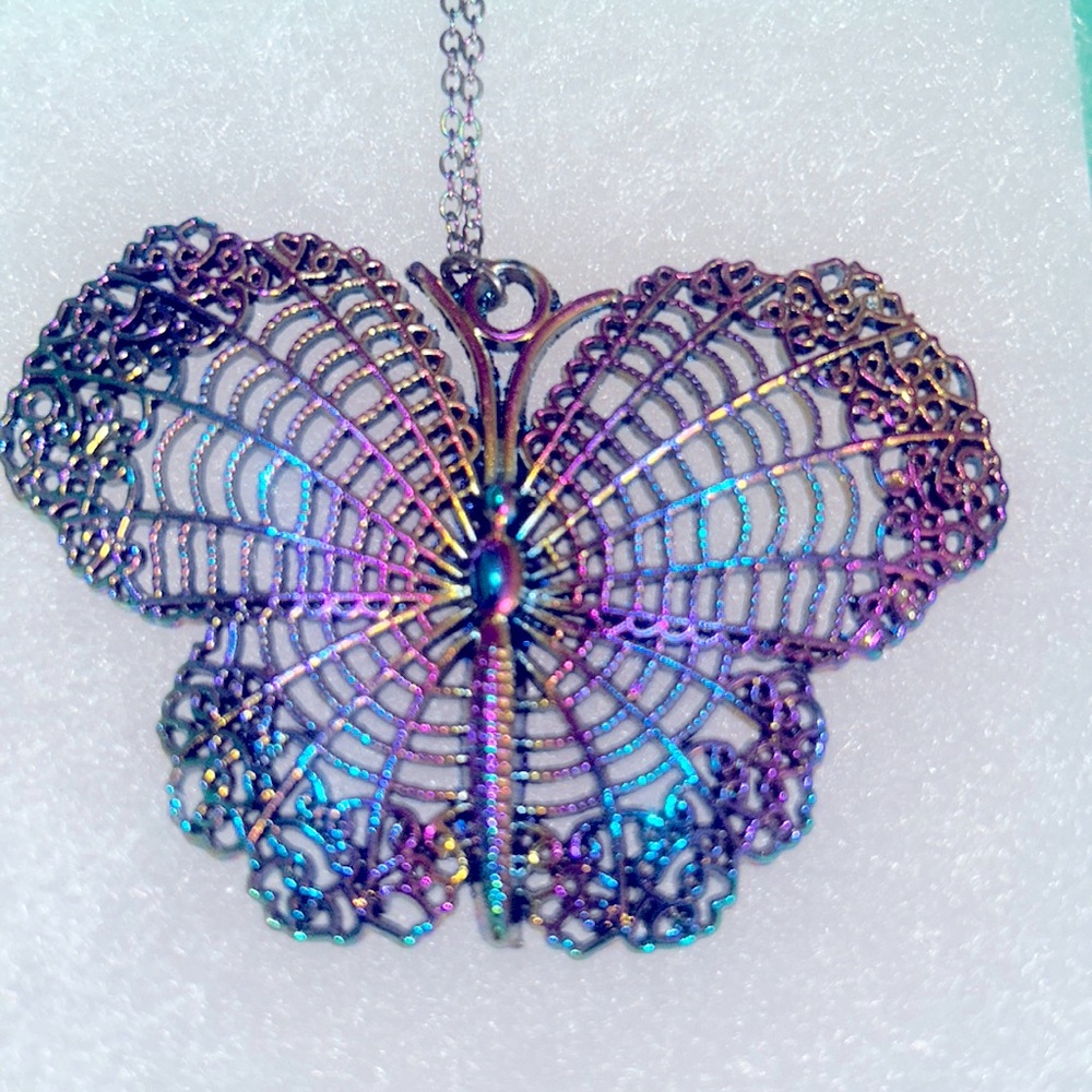 Rainbow 🌈 Butterfly 🦋 Necklace 18”
